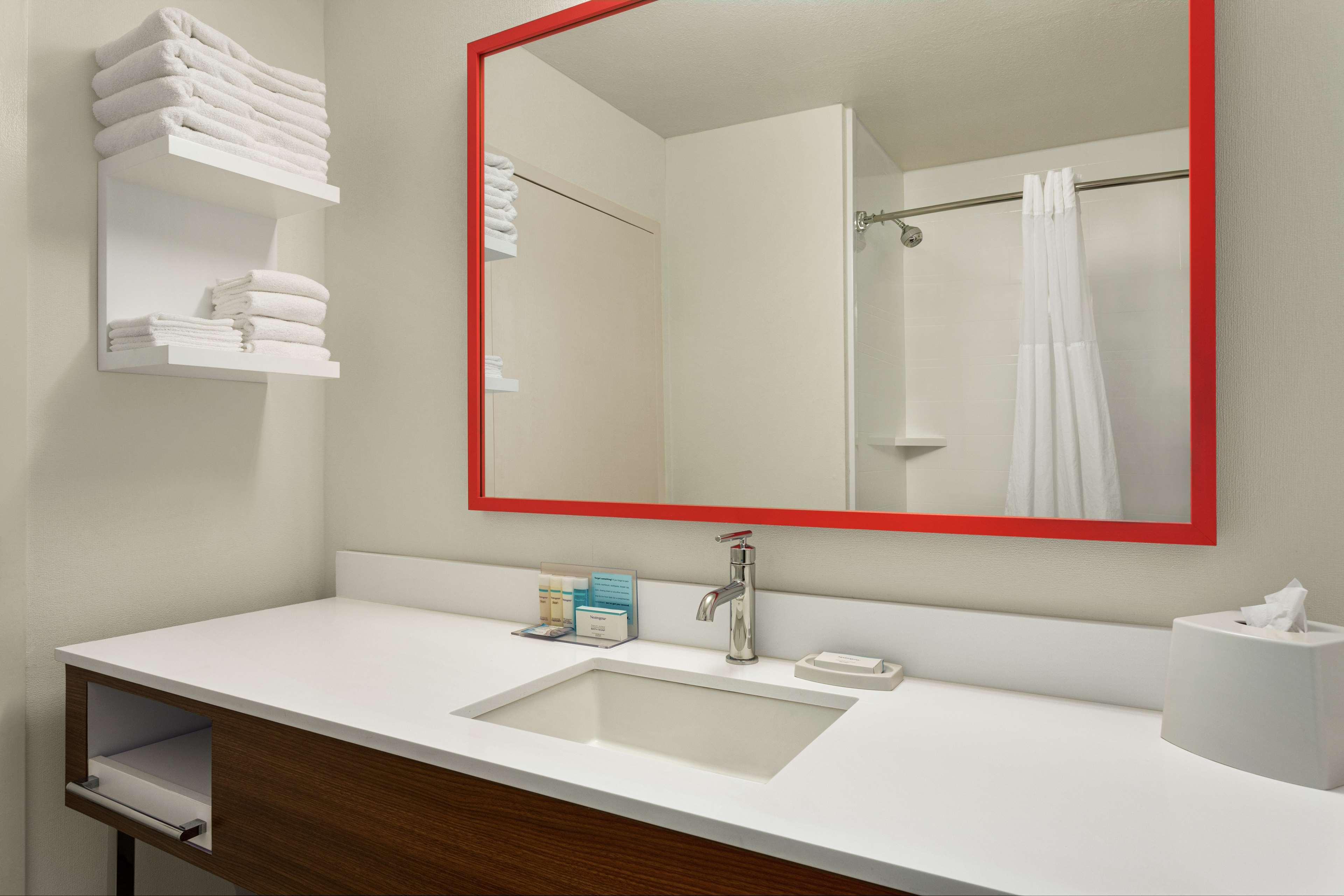 Hampton Inn Kansas City Blue Springs Buitenkant foto