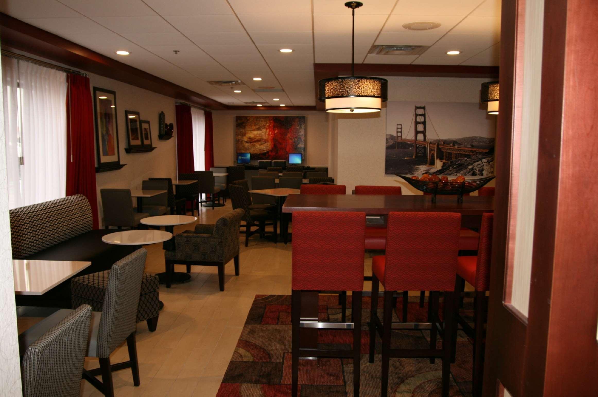 Hampton Inn Kansas City Blue Springs Buitenkant foto