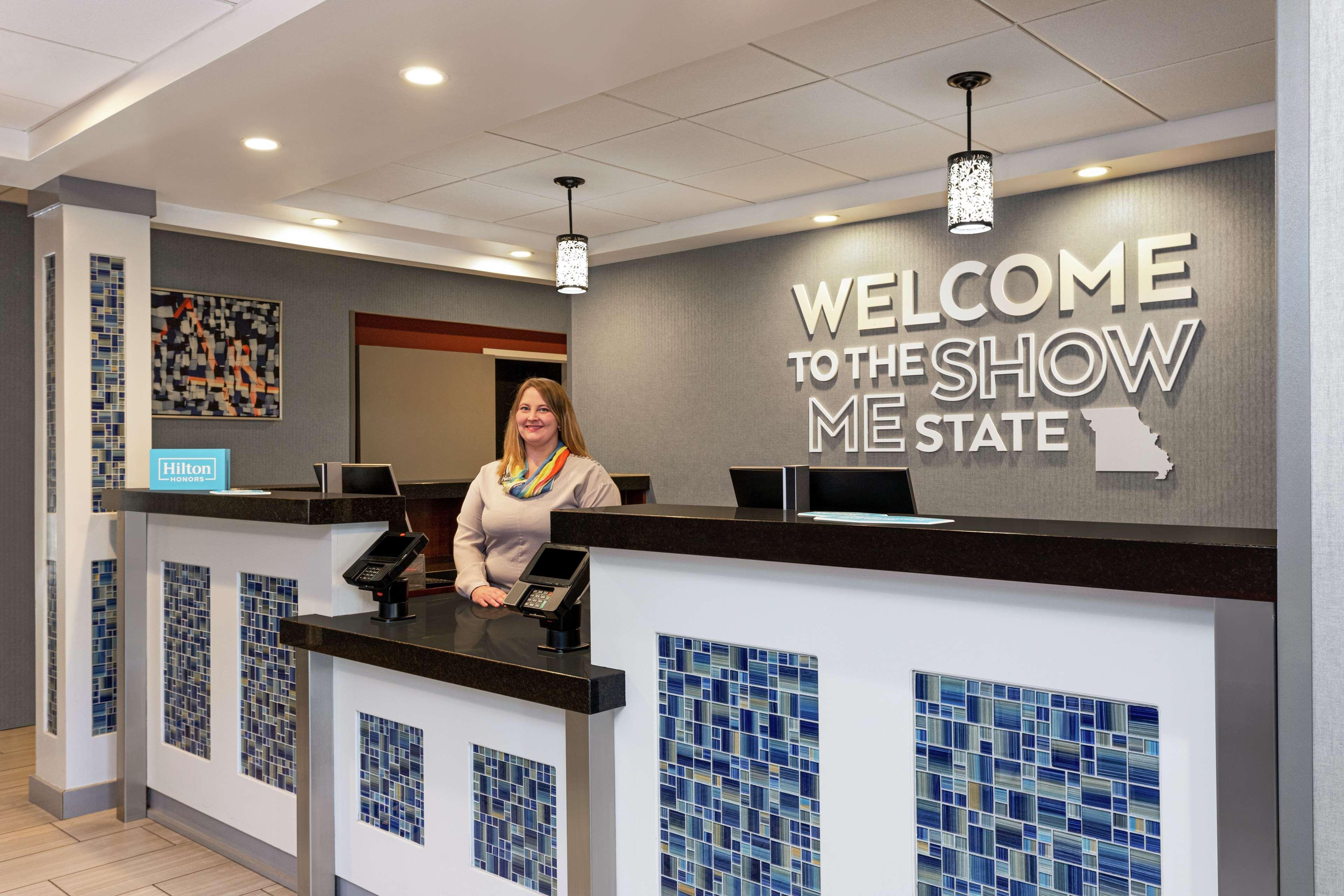 Hampton Inn Kansas City Blue Springs Buitenkant foto