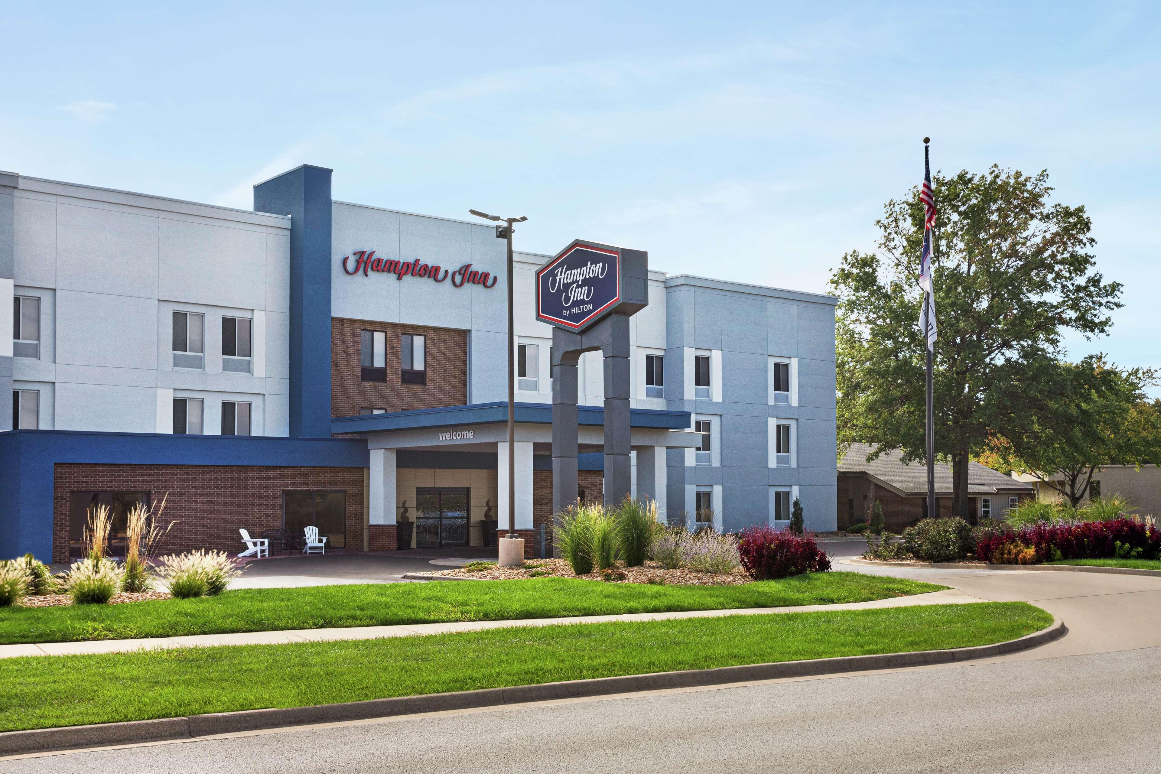 Hampton Inn Kansas City Blue Springs Buitenkant foto