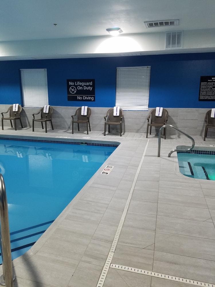Hampton Inn Kansas City Blue Springs Buitenkant foto