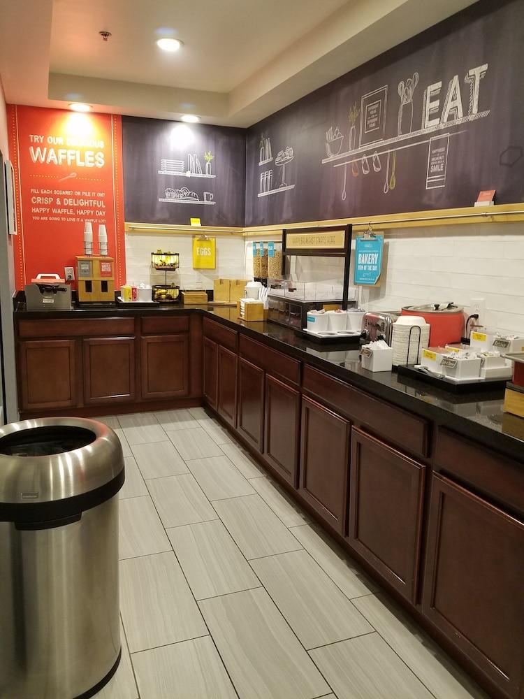 Hampton Inn Kansas City Blue Springs Buitenkant foto