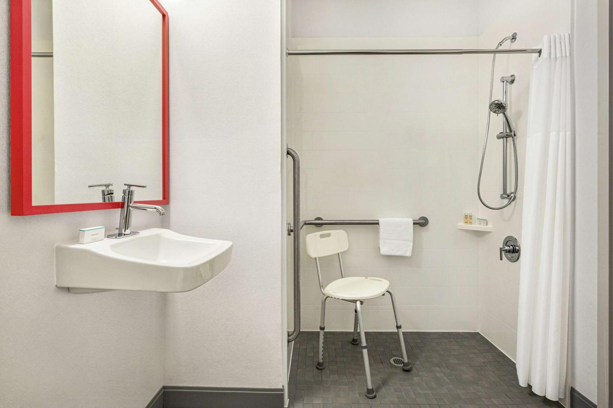 Hampton Inn Kansas City Blue Springs Buitenkant foto