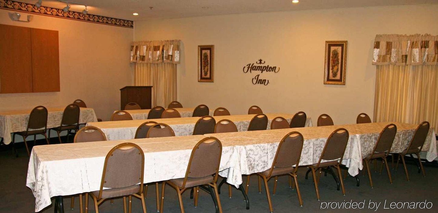Hampton Inn Kansas City Blue Springs Faciliteiten foto