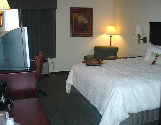 Hampton Inn Kansas City Blue Springs Kamer foto