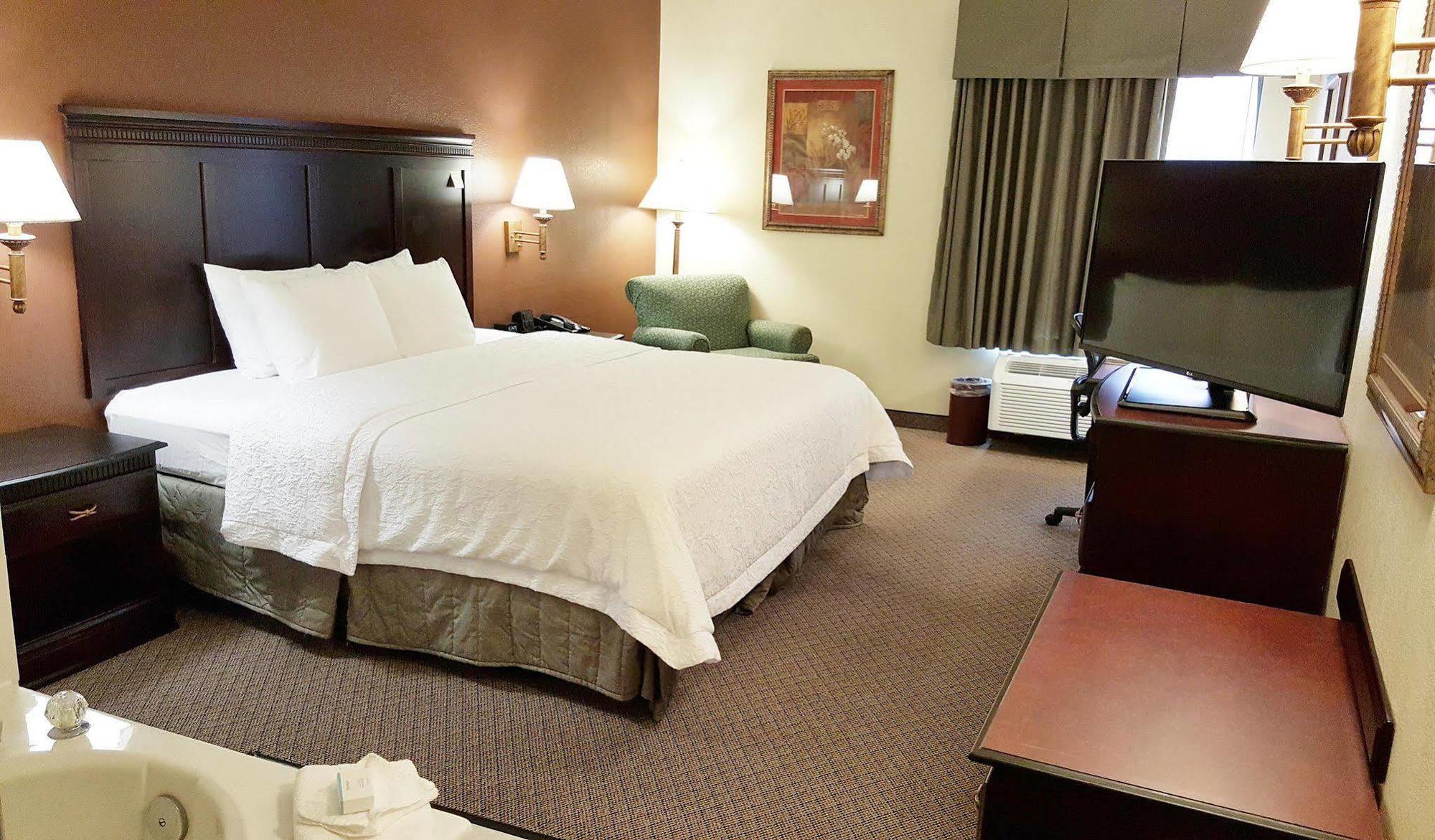 Hampton Inn Kansas City Blue Springs Buitenkant foto