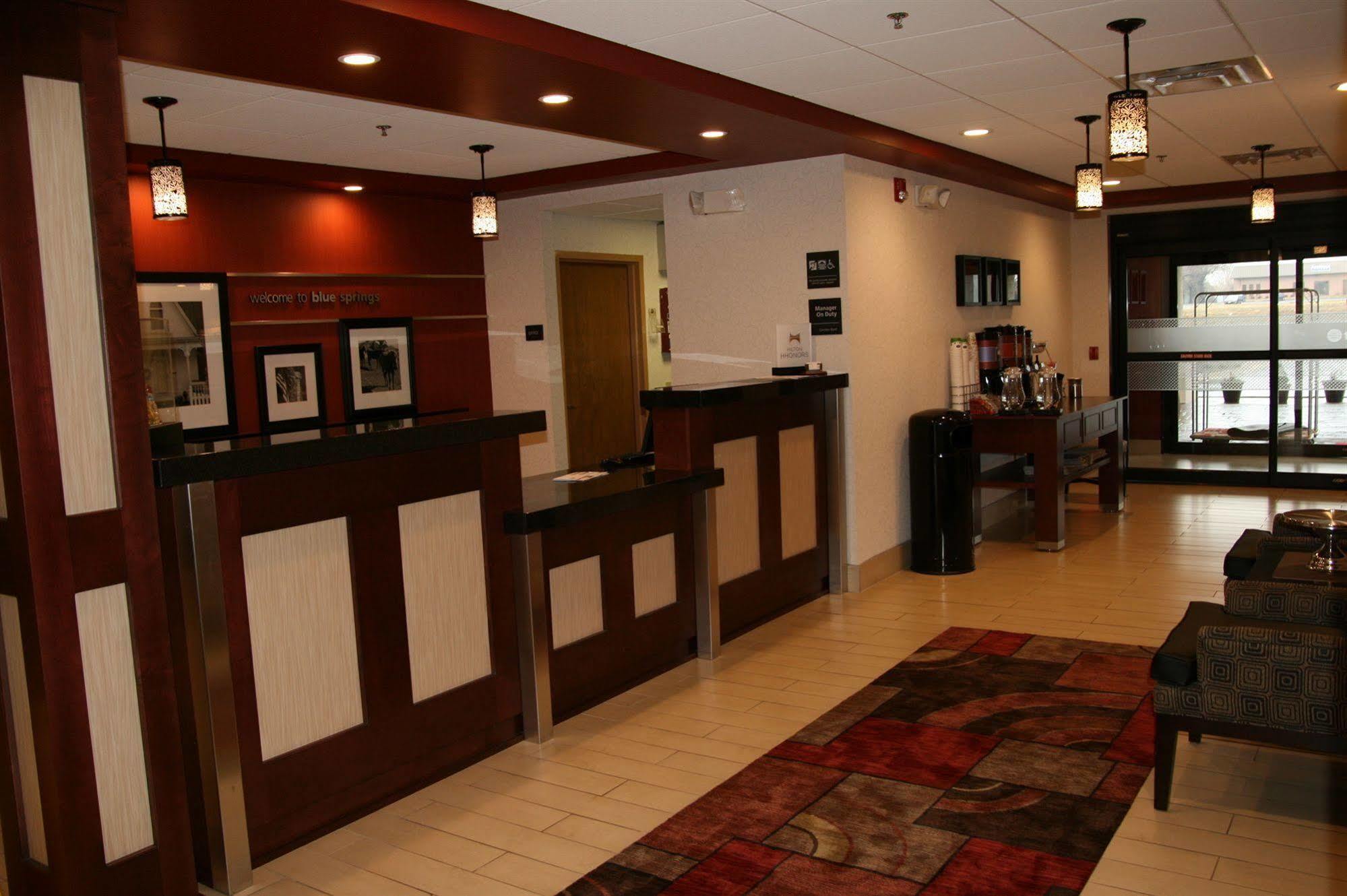 Hampton Inn Kansas City Blue Springs Buitenkant foto